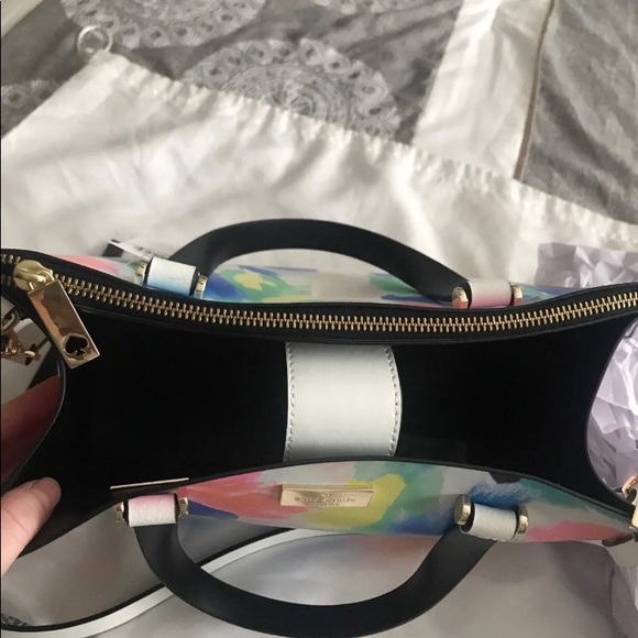 Brand new with tags Kate Spade purse! - Picture 2 of 5